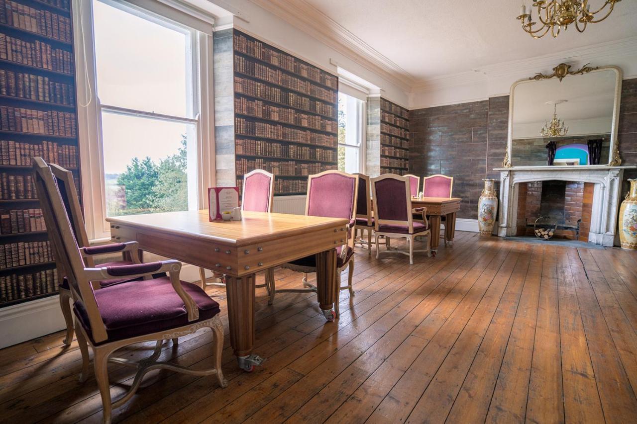 Pensjonat Court Colman Manor Bridgend  Zewnętrze zdjęcie